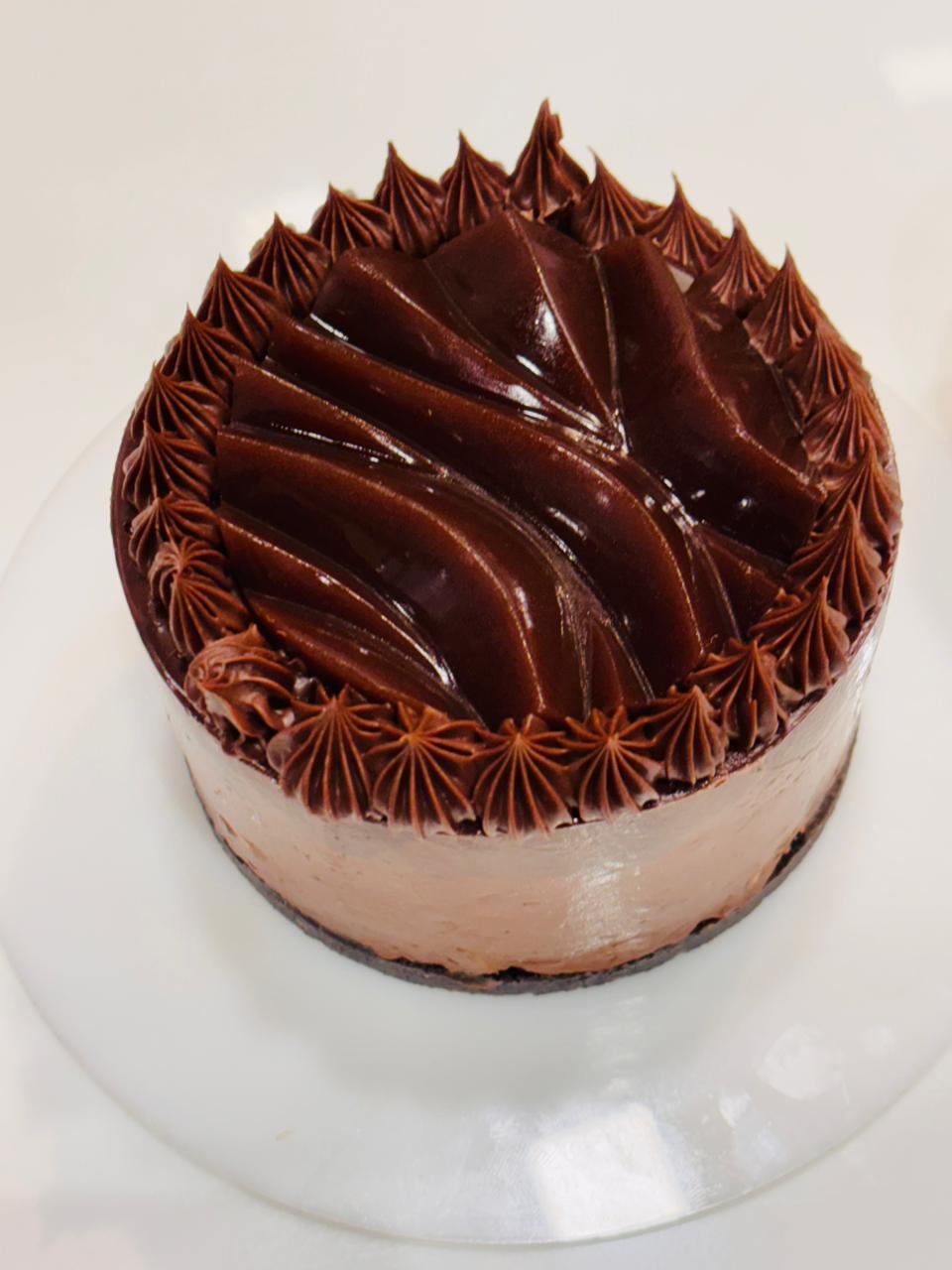 Basic cake baking and frosting level 2